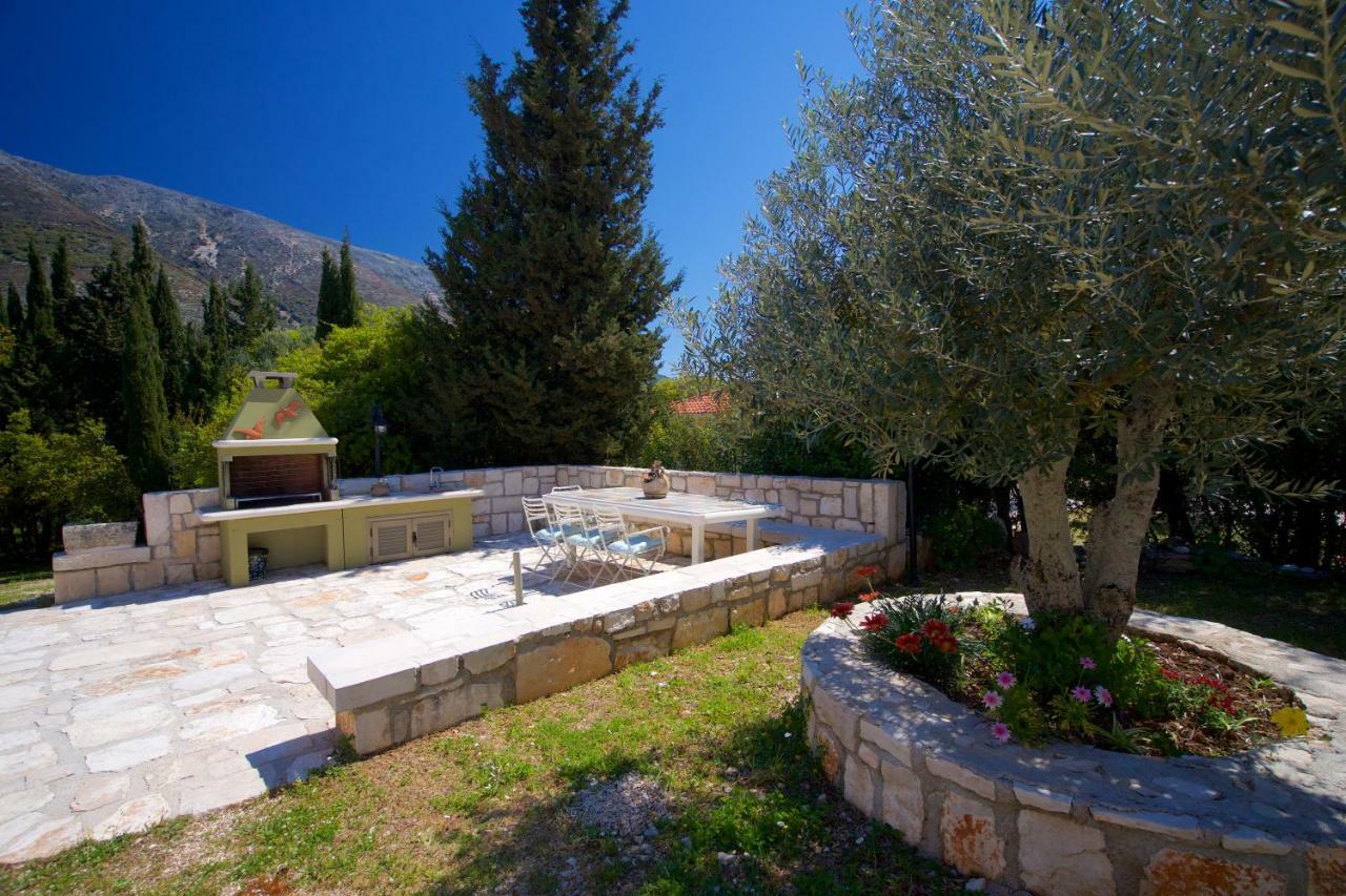Forest Villas Kefalonia Logarata Bagian luar foto