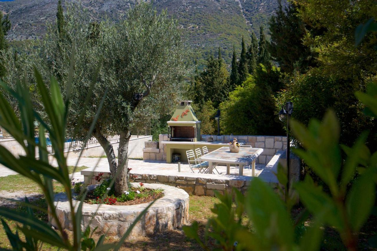 Forest Villas Kefalonia Logarata Bagian luar foto